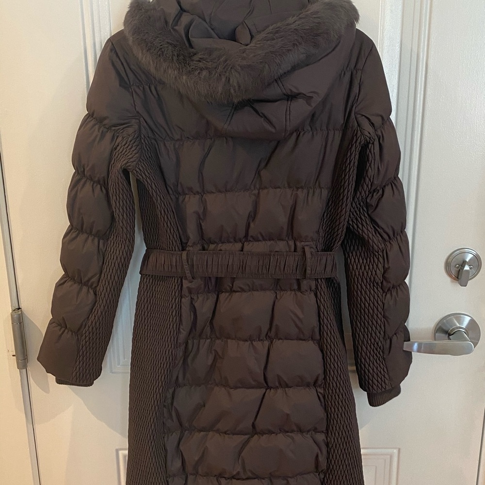 REAL FUR knee length Via Spiga belted winter coat - Picture 2 of 2